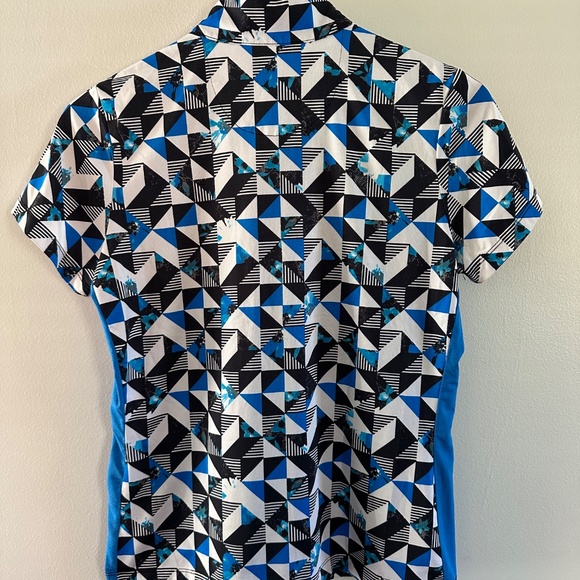 Tail Activewear Women's Short Sleeve Shirt Black Blue Small - Picture 7 of 11